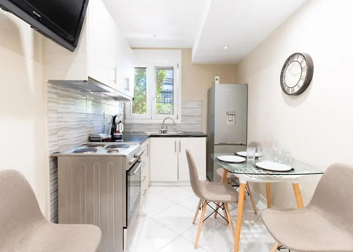 Aiolos Luxury Alimos Kalamaki Market Apartment 3 Near The Sea